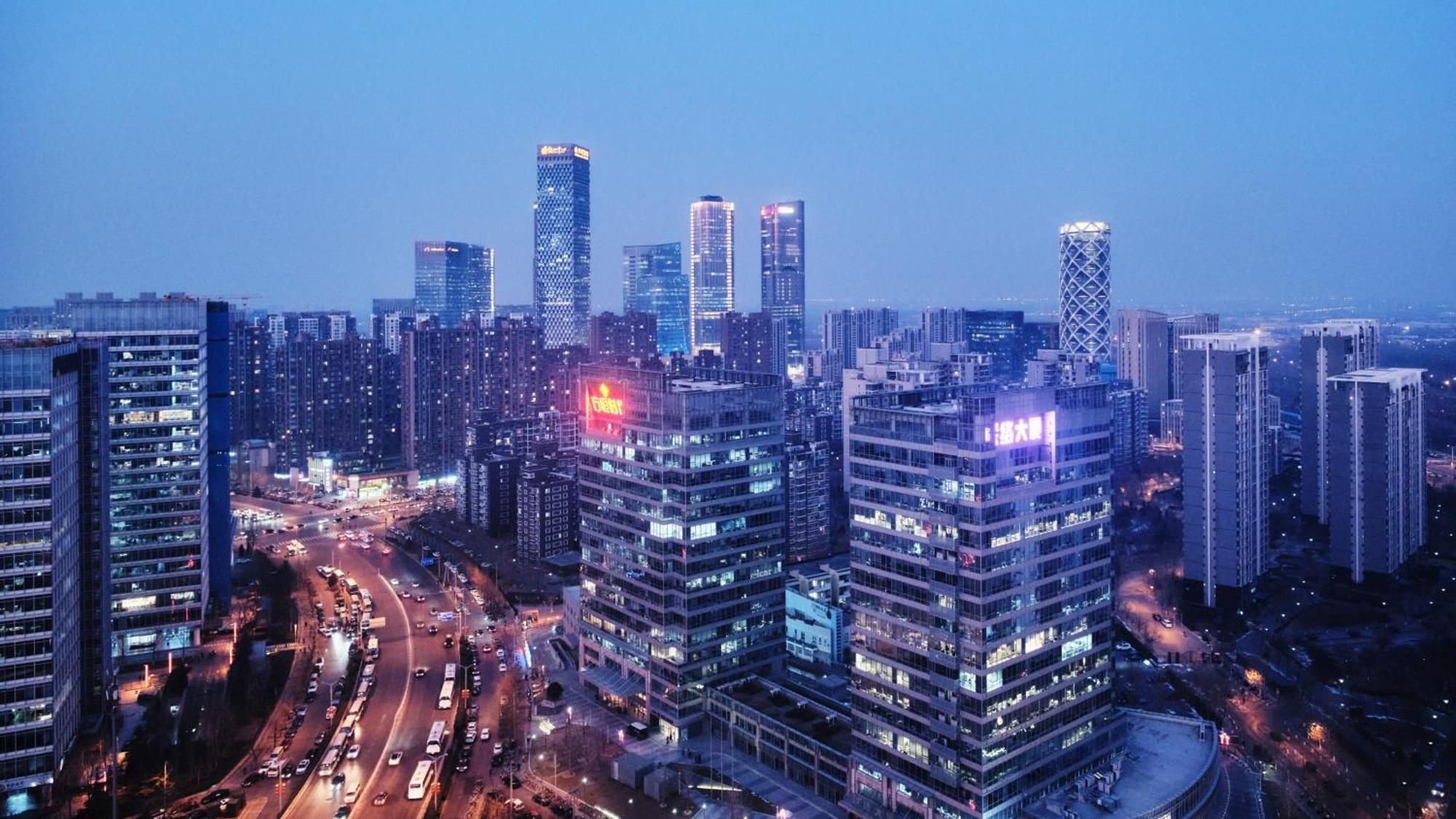 Holiday Inn Beijing Focus Square By Ihg Exterior foto